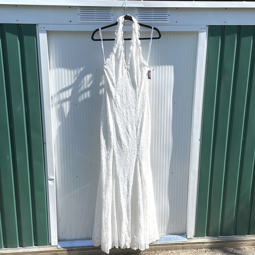 David’s bridal wedding gown
